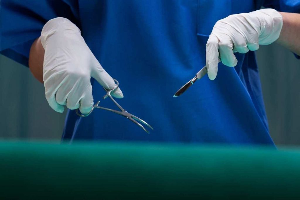 surgeon hands, reduce fatigue during surgery