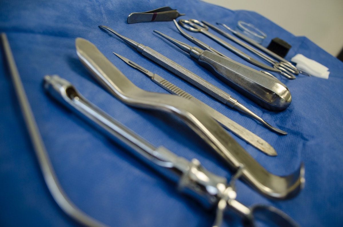 Orthopedic Surgery What Retractors Are Used? Yasui Co., Ltd.