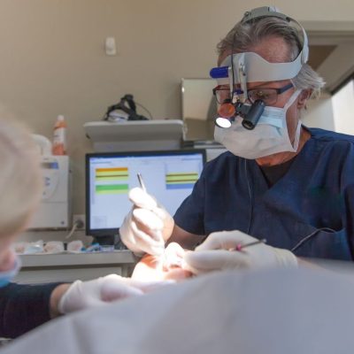 Oral surgery – Yasui koplight lighted retractor